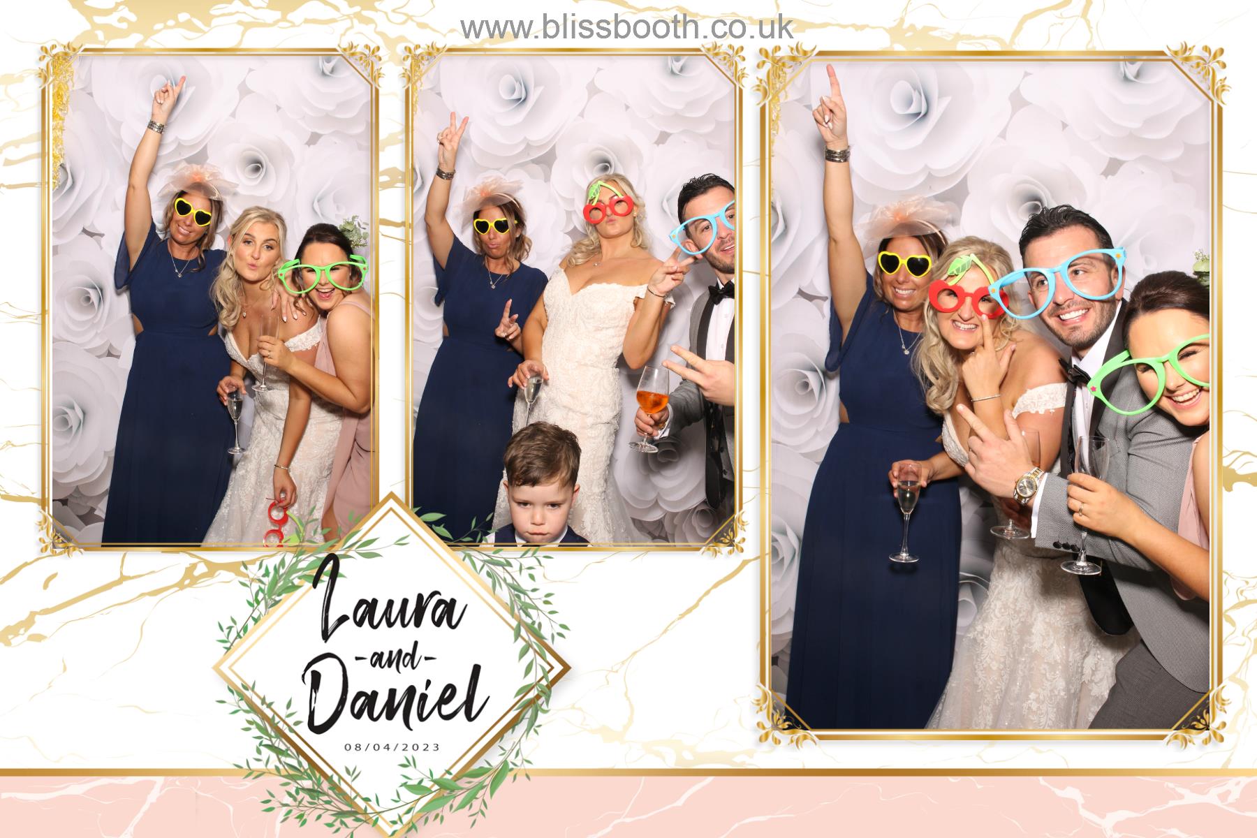 Daniel and Laura | View more photos from the event at gallery.blissbooth.co.uk/u/BlissBooth/Daniel-and-Laura