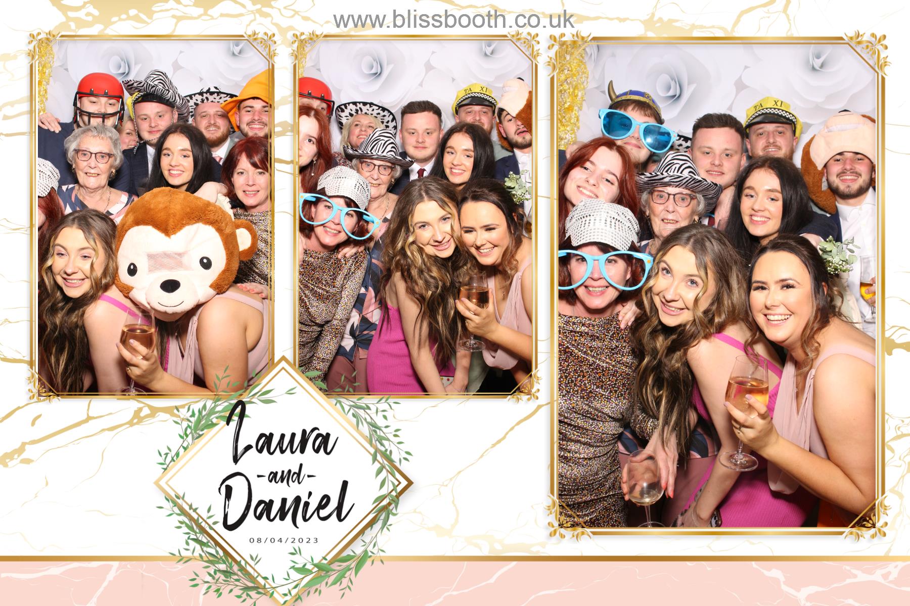 Daniel and Laura | View more photos from the event at gallery.blissbooth.co.uk/u/BlissBooth/Daniel-and-Laura