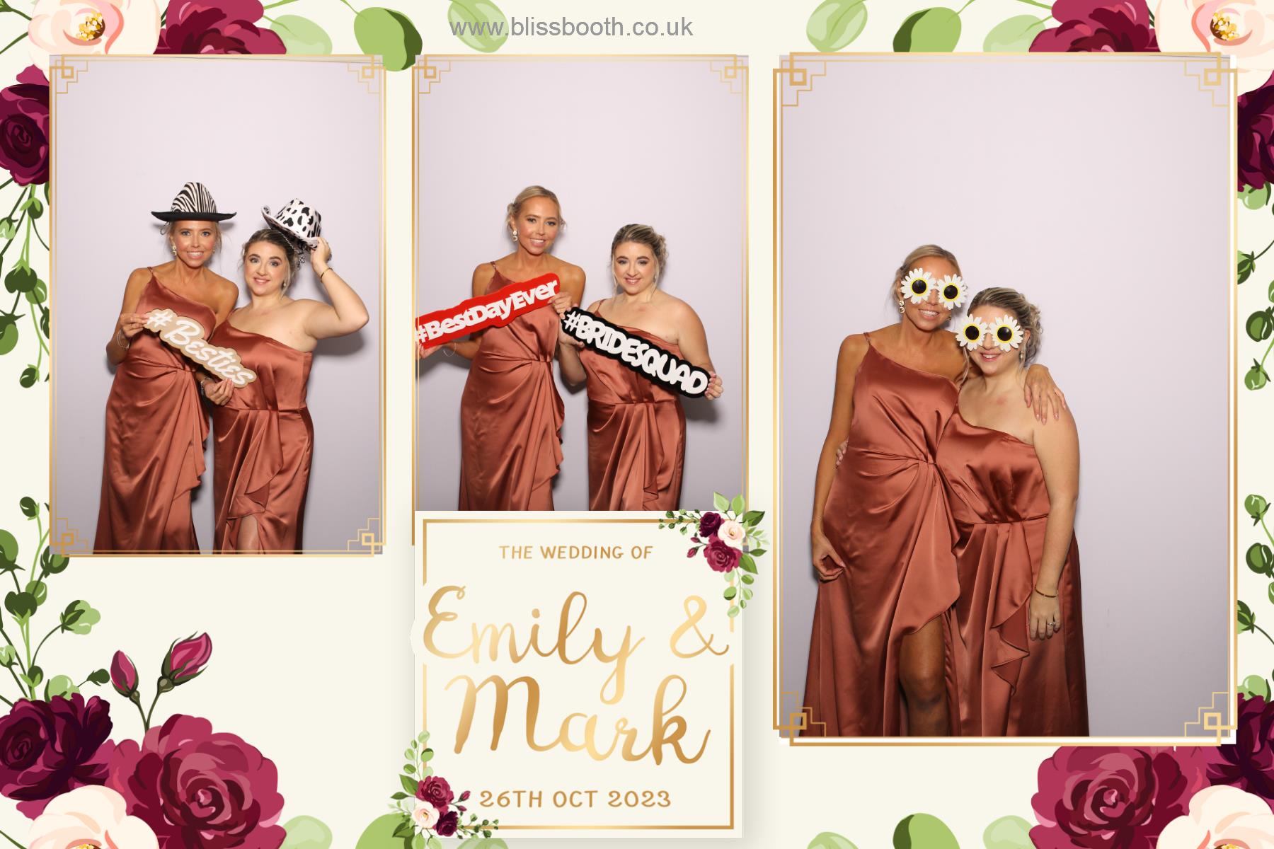 Emily and Mark | View more photos from the event at gallery.blissbooth.co.uk/u/BlissBooth/Emily-and-Mark