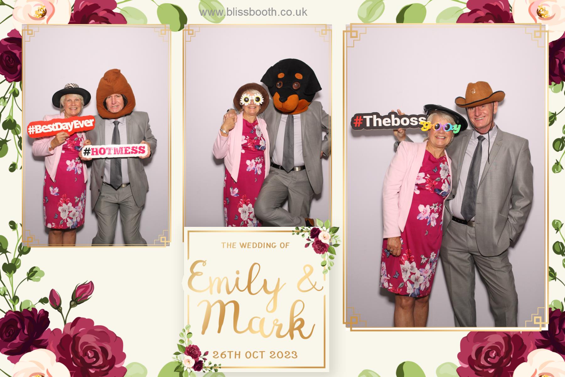 Emily and Mark | View more photos from the event at gallery.blissbooth.co.uk/u/BlissBooth/Emily-and-Mark