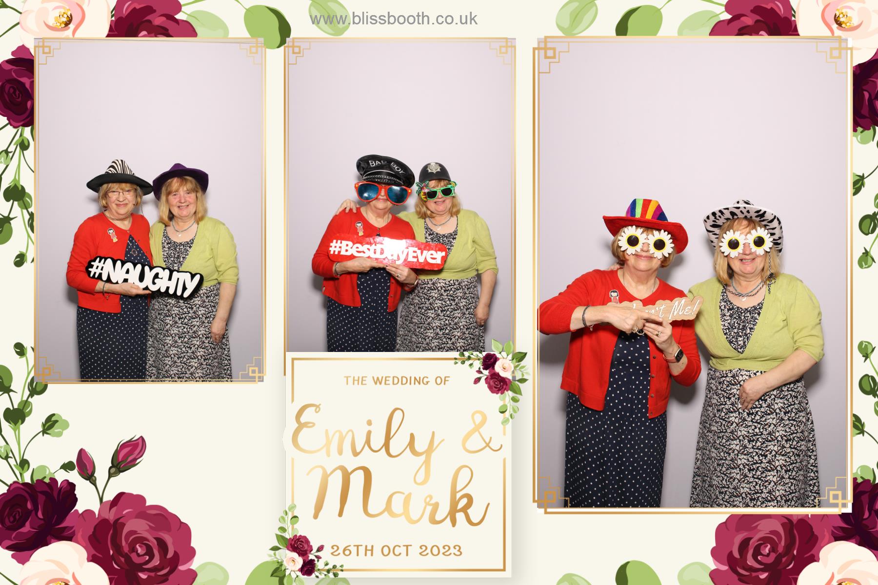 Emily and Mark | View more photos from the event at gallery.blissbooth.co.uk/u/BlissBooth/Emily-and-Mark