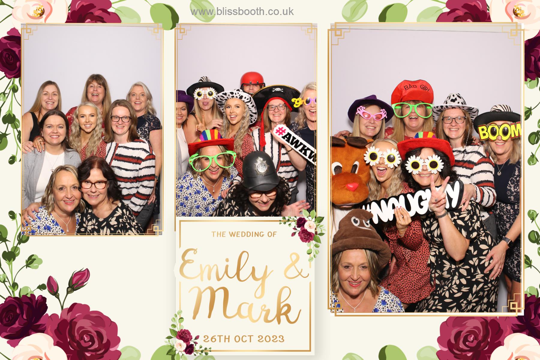 Emily and Mark | View more photos from the event at gallery.blissbooth.co.uk/u/BlissBooth/Emily-and-Mark