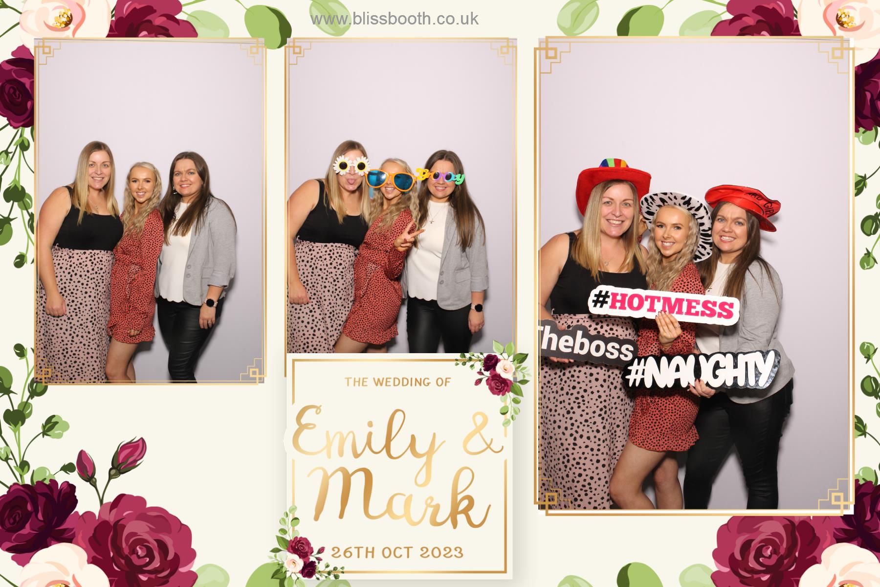 Emily and Mark | View more photos from the event at gallery.blissbooth.co.uk/u/BlissBooth/Emily-and-Mark