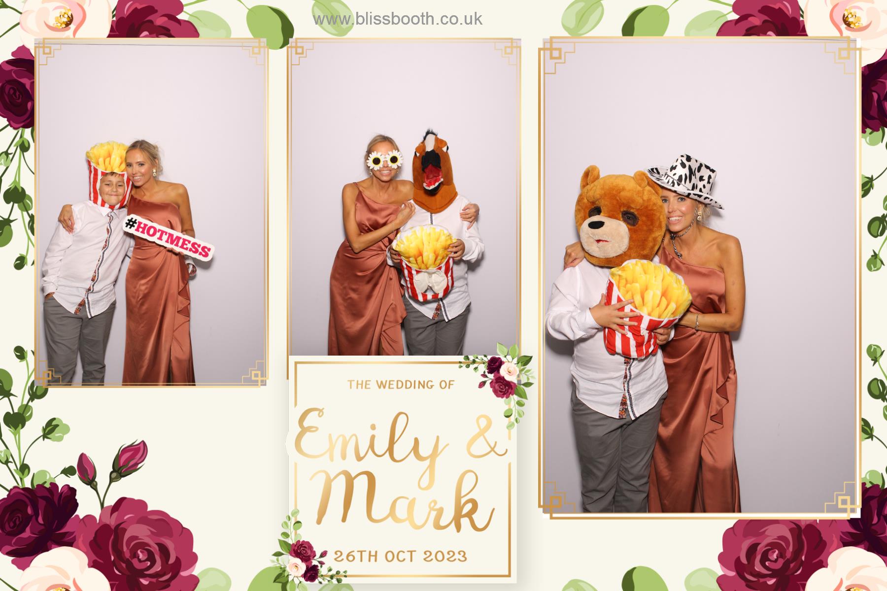 Emily and Mark | View more photos from the event at gallery.blissbooth.co.uk/u/BlissBooth/Emily-and-Mark