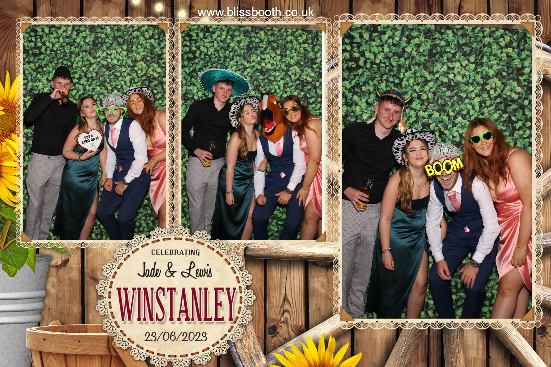 Jade and Lewis | View more photos from the event at gallery.blissbooth.co.uk/u/BlissBooth/Jade-and-Lewis
