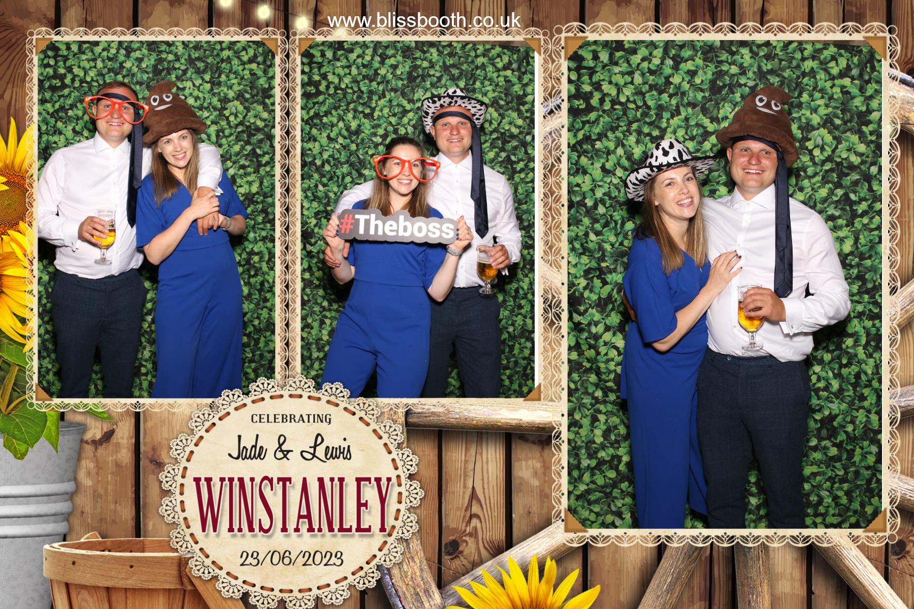 Jade and Lewis | View more photos from the event at gallery.blissbooth.co.uk/u/BlissBooth/Jade-and-Lewis