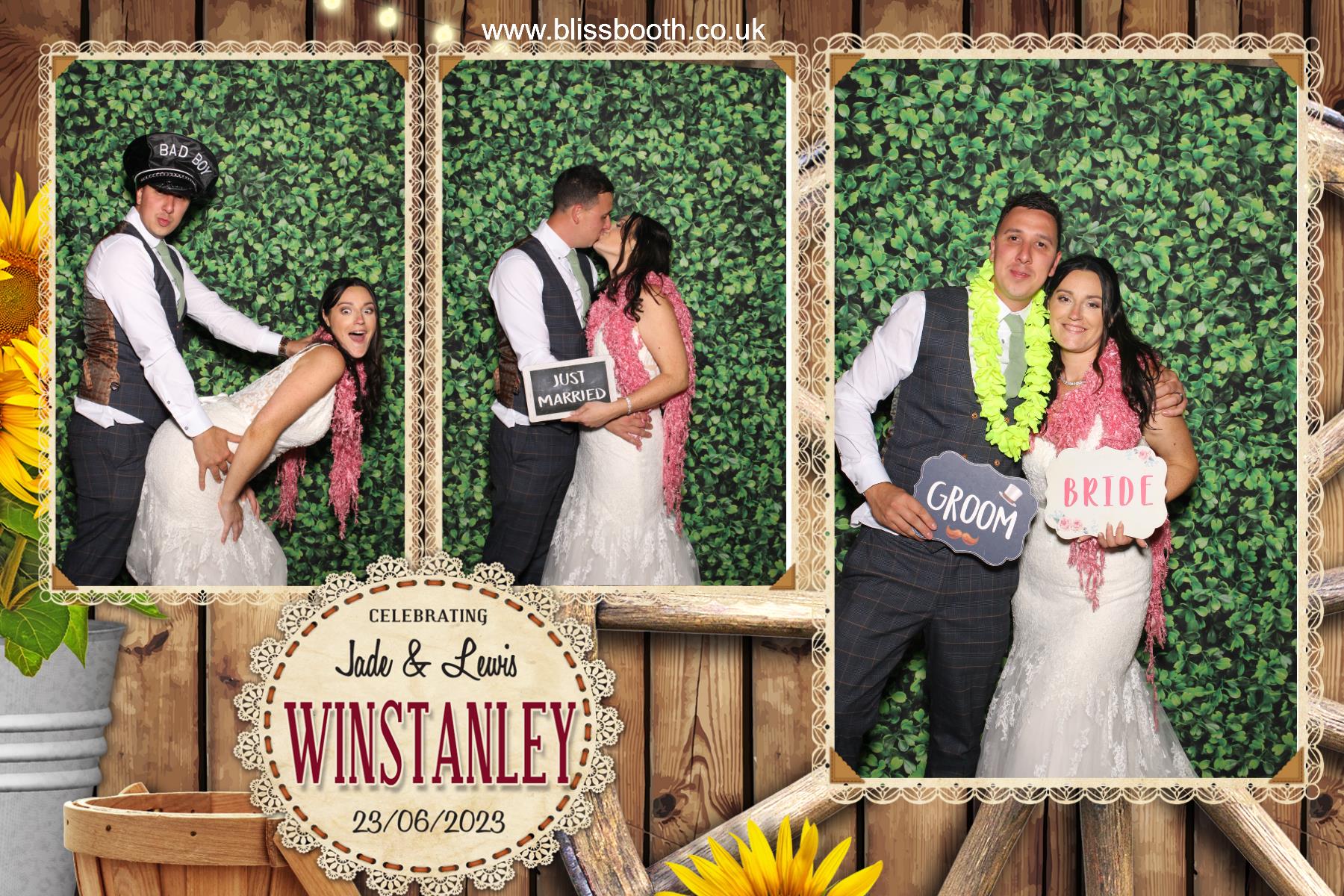 Jade and Lewis | View more photos from the event at gallery.blissbooth.co.uk/u/BlissBooth/Jade-and-Lewis