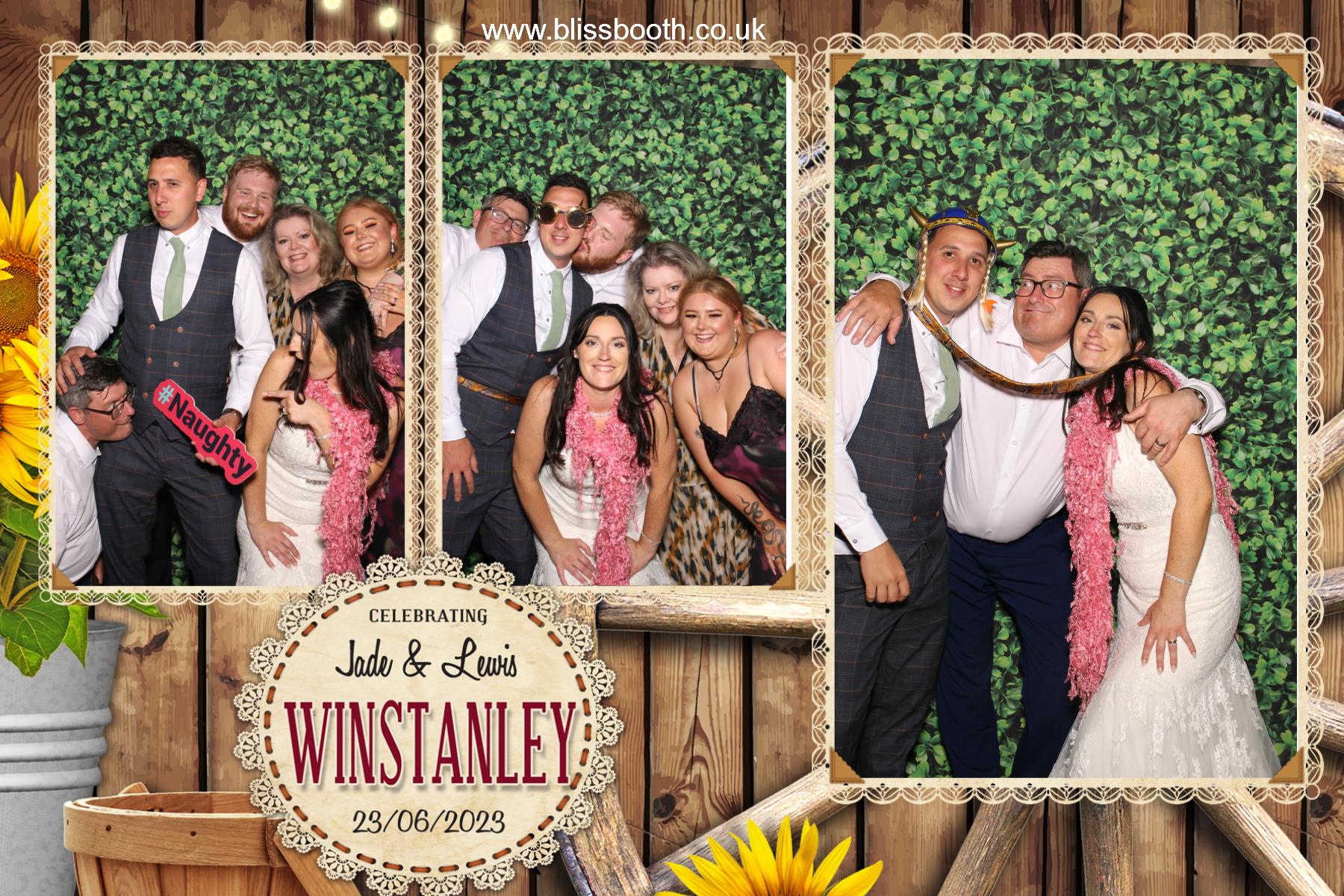 Jade and Lewis | View more photos from the event at gallery.blissbooth.co.uk/u/BlissBooth/Jade-and-Lewis
