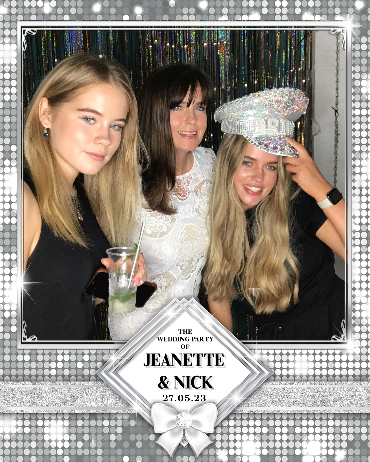 Jeanette and Nick | View more photos from the event at gallery.blissbooth.co.uk/u/BlissBooth/Jeanette-and-Nick