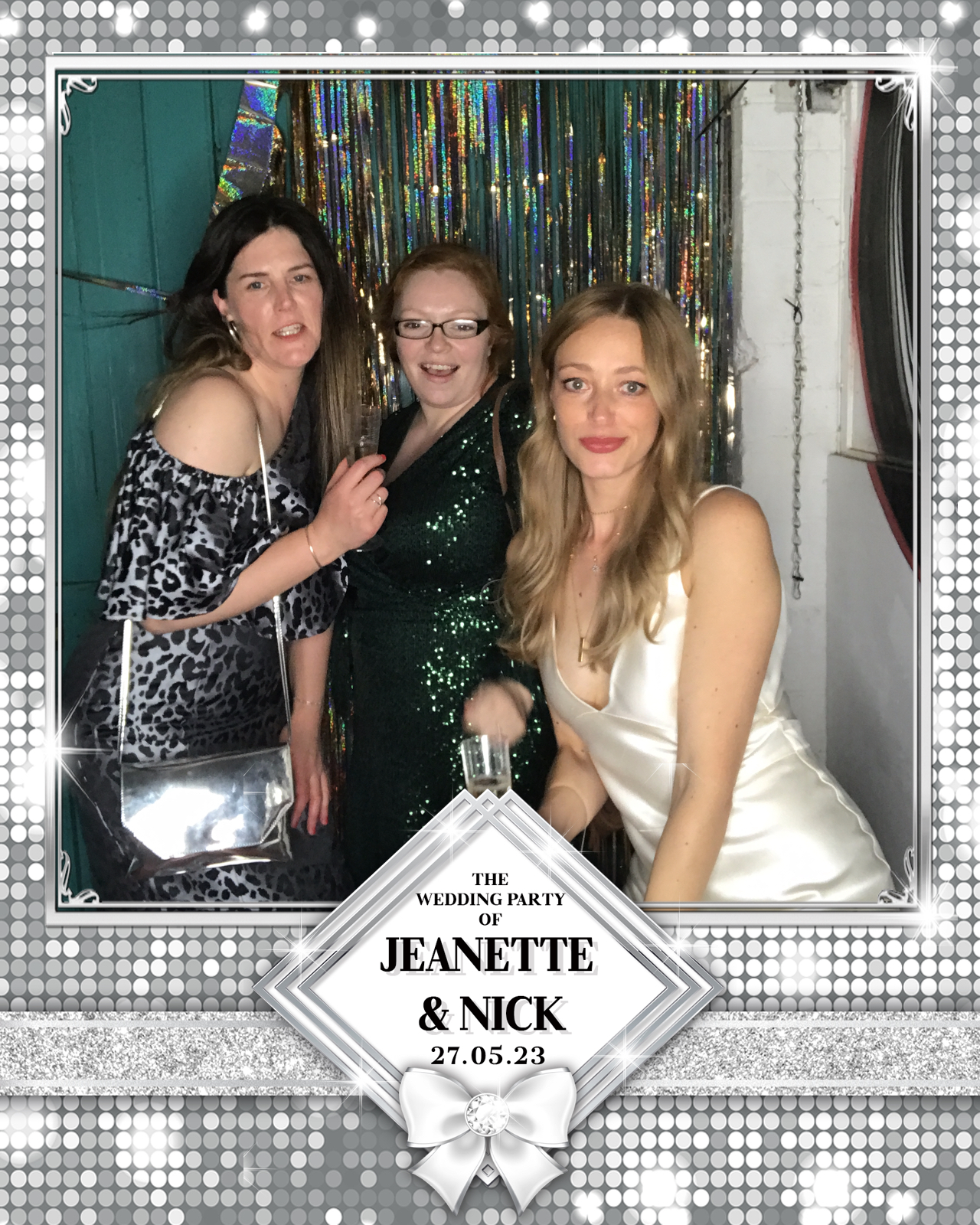 Jeanette and Nick | View more photos from the event at gallery.blissbooth.co.uk/u/BlissBooth/Jeanette-and-Nick