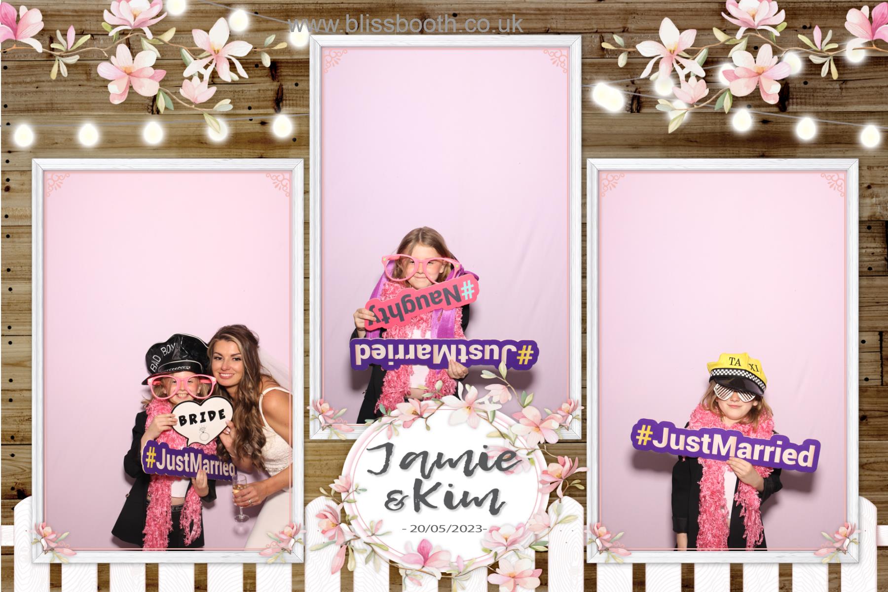 Kim and Jamie | View more photos from the event at gallery.blissbooth.co.uk/u/BlissBooth/Kim-and-Jamie