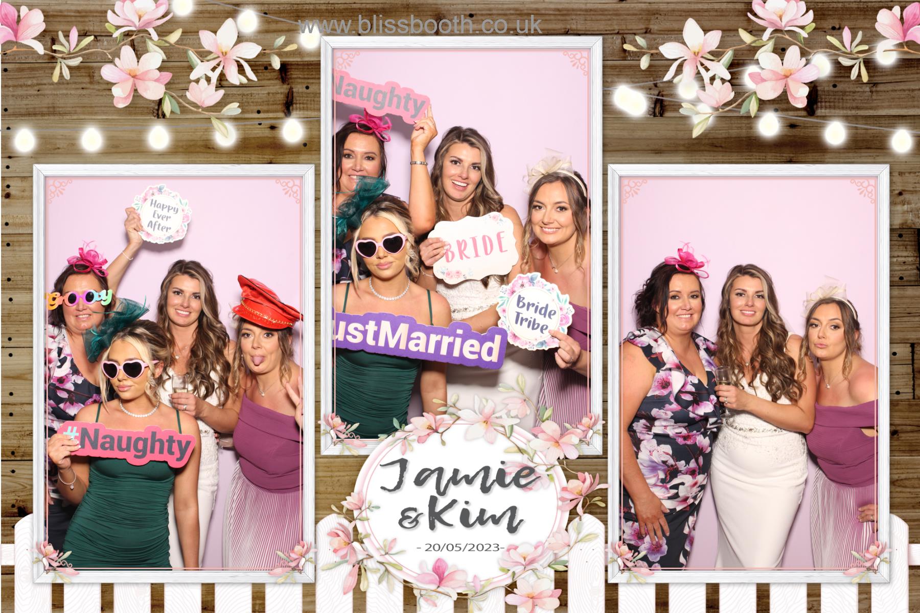 Kim and Jamie | View more photos from the event at gallery.blissbooth.co.uk/u/BlissBooth/Kim-and-Jamie