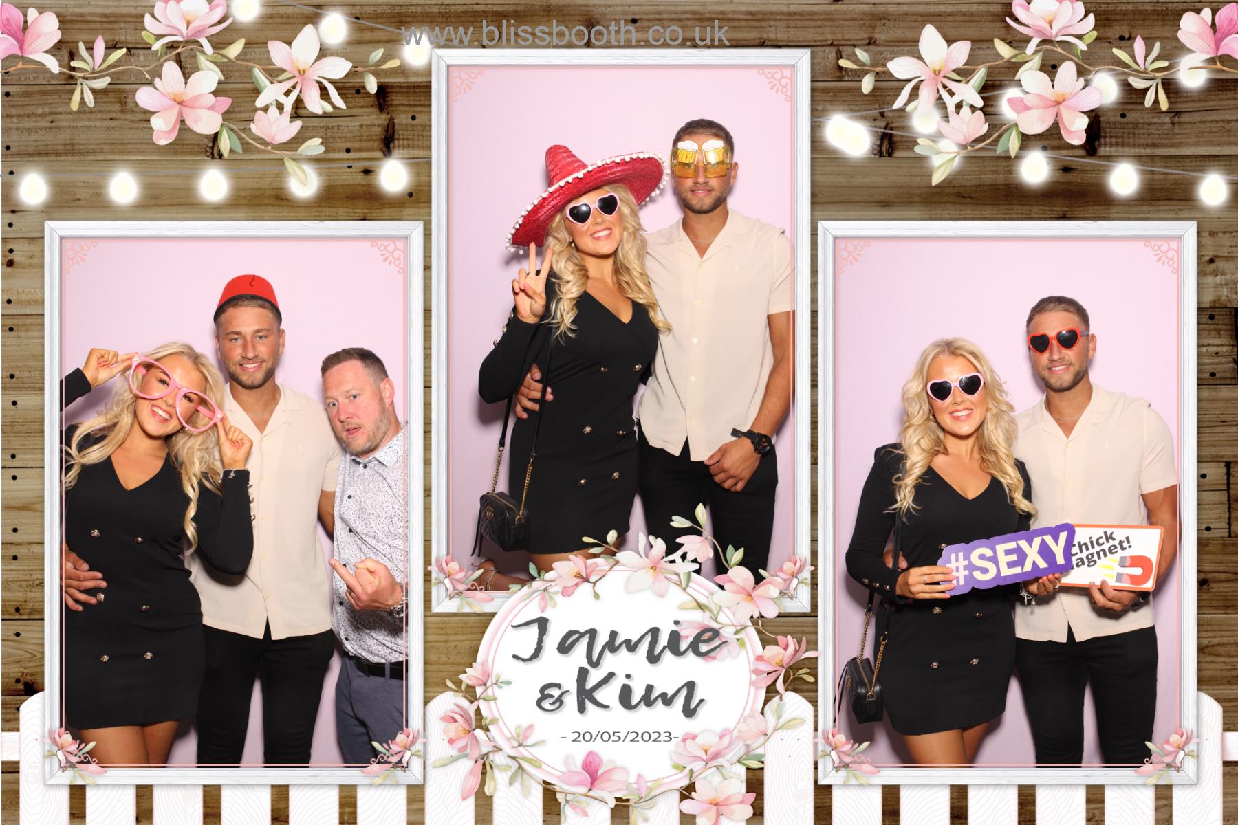 Kim and Jamie | View more photos from the event at gallery.blissbooth.co.uk/u/BlissBooth/Kim-and-Jamie