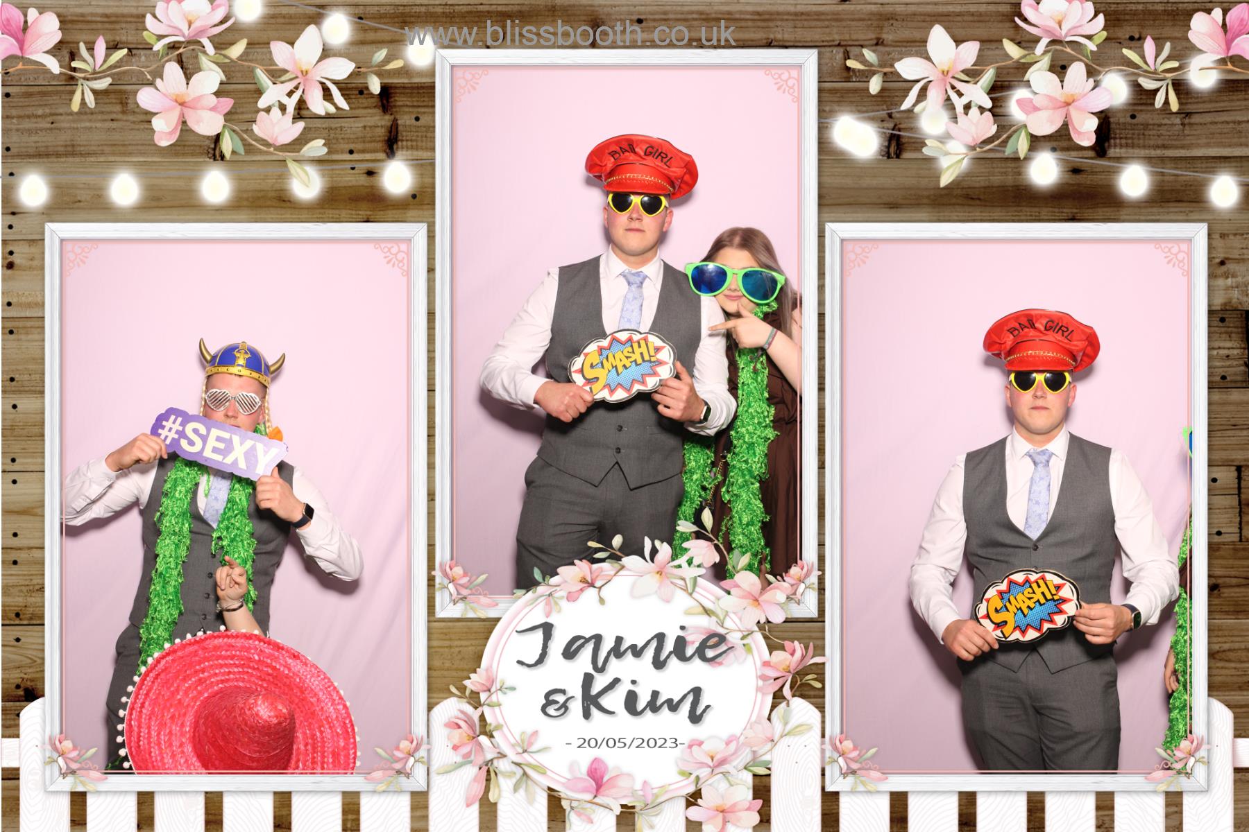 Kim and Jamie | View more photos from the event at gallery.blissbooth.co.uk/u/BlissBooth/Kim-and-Jamie