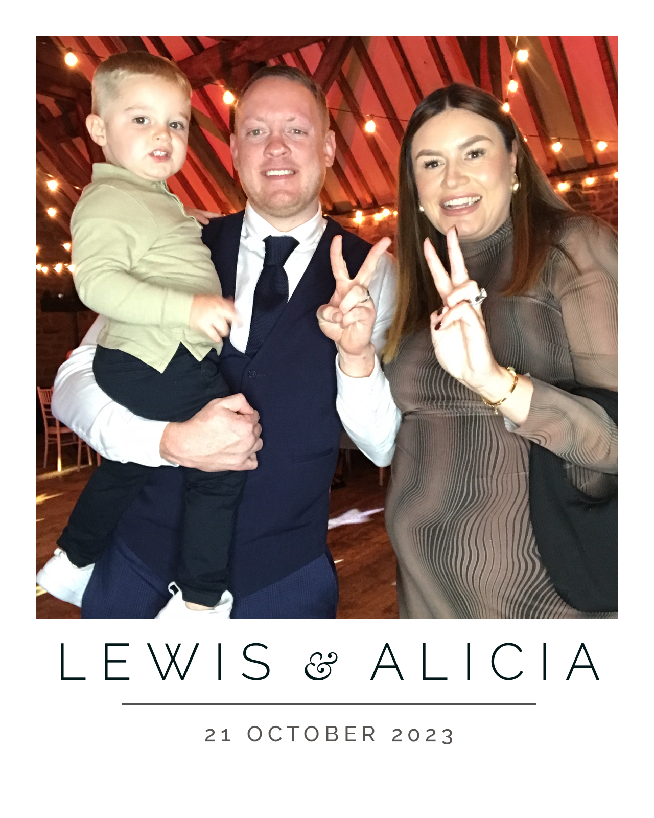 Lewis and Alicia | View more photos from the event at gallery.blissbooth.co.uk/u/BlissBooth/Lewis-and-Alicia