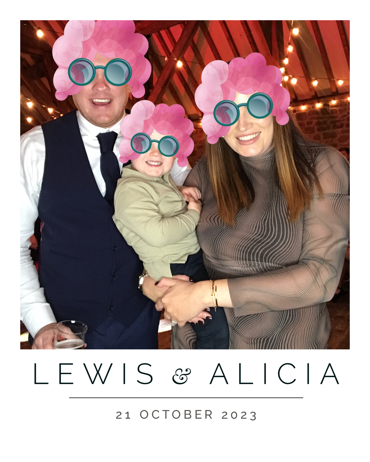 Lewis and Alicia | View more photos from the event at gallery.blissbooth.co.uk/u/BlissBooth/Lewis-and-Alicia