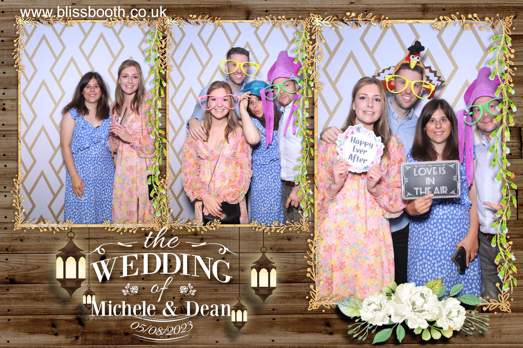 Michele and Dean | View more photos from the event at gallery.blissbooth.co.uk/u/BlissBooth/Michele-and-Dean