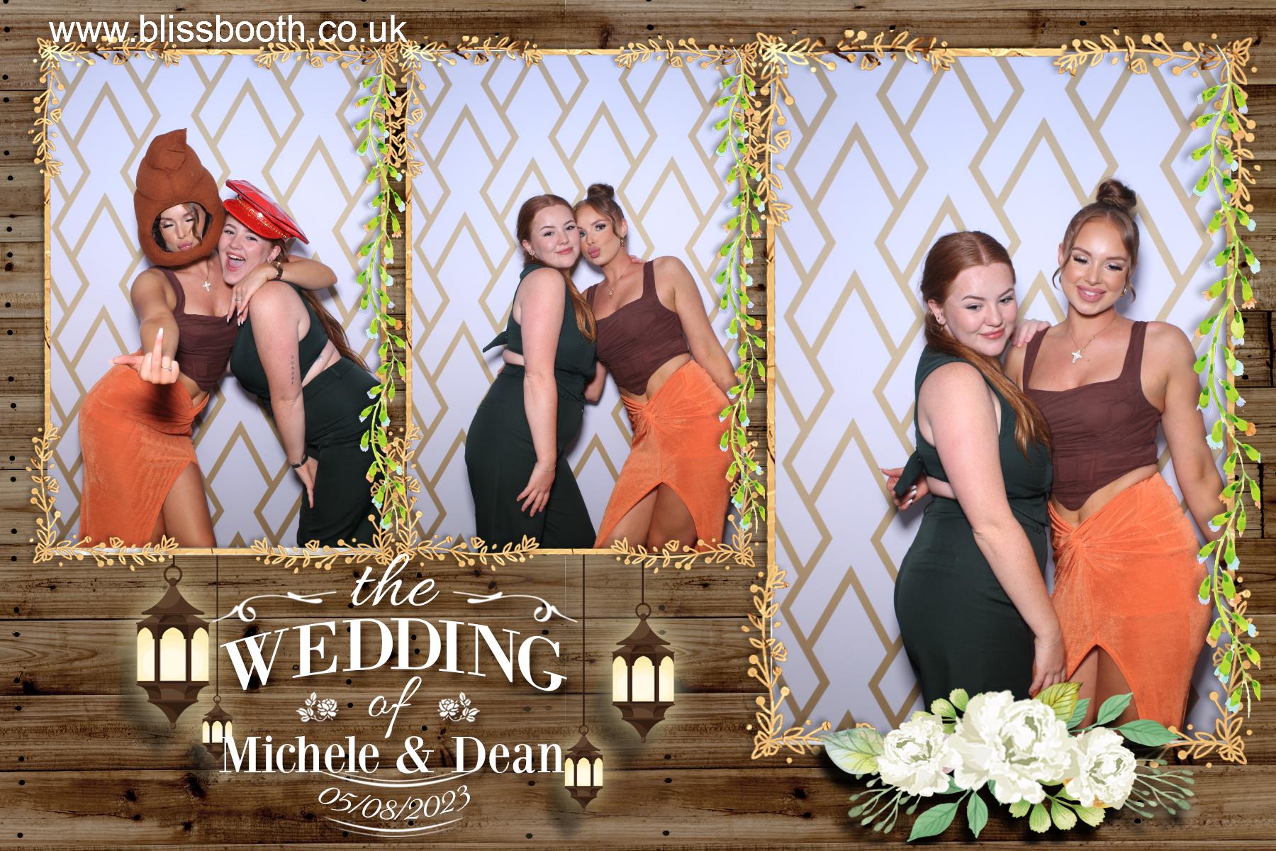 Michele and Dean | View more photos from the event at gallery.blissbooth.co.uk/u/BlissBooth/Michele-and-Dean