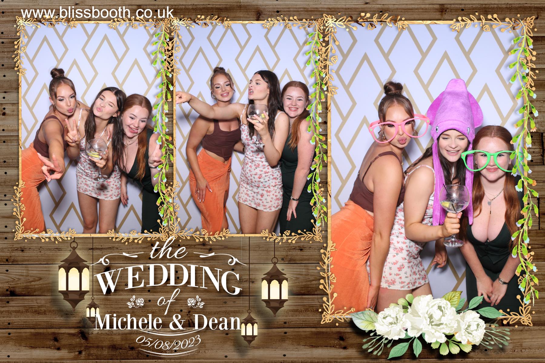 Michele and Dean | View more photos from the event at gallery.blissbooth.co.uk/u/BlissBooth/Michele-and-Dean