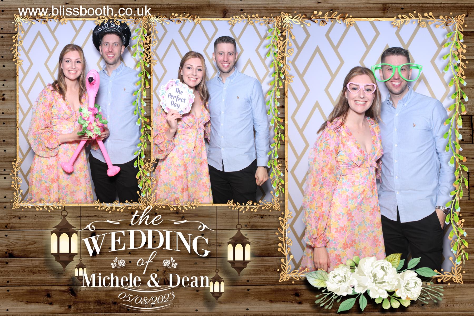 Michele and Dean | View more photos from the event at gallery.blissbooth.co.uk/u/BlissBooth/Michele-and-Dean