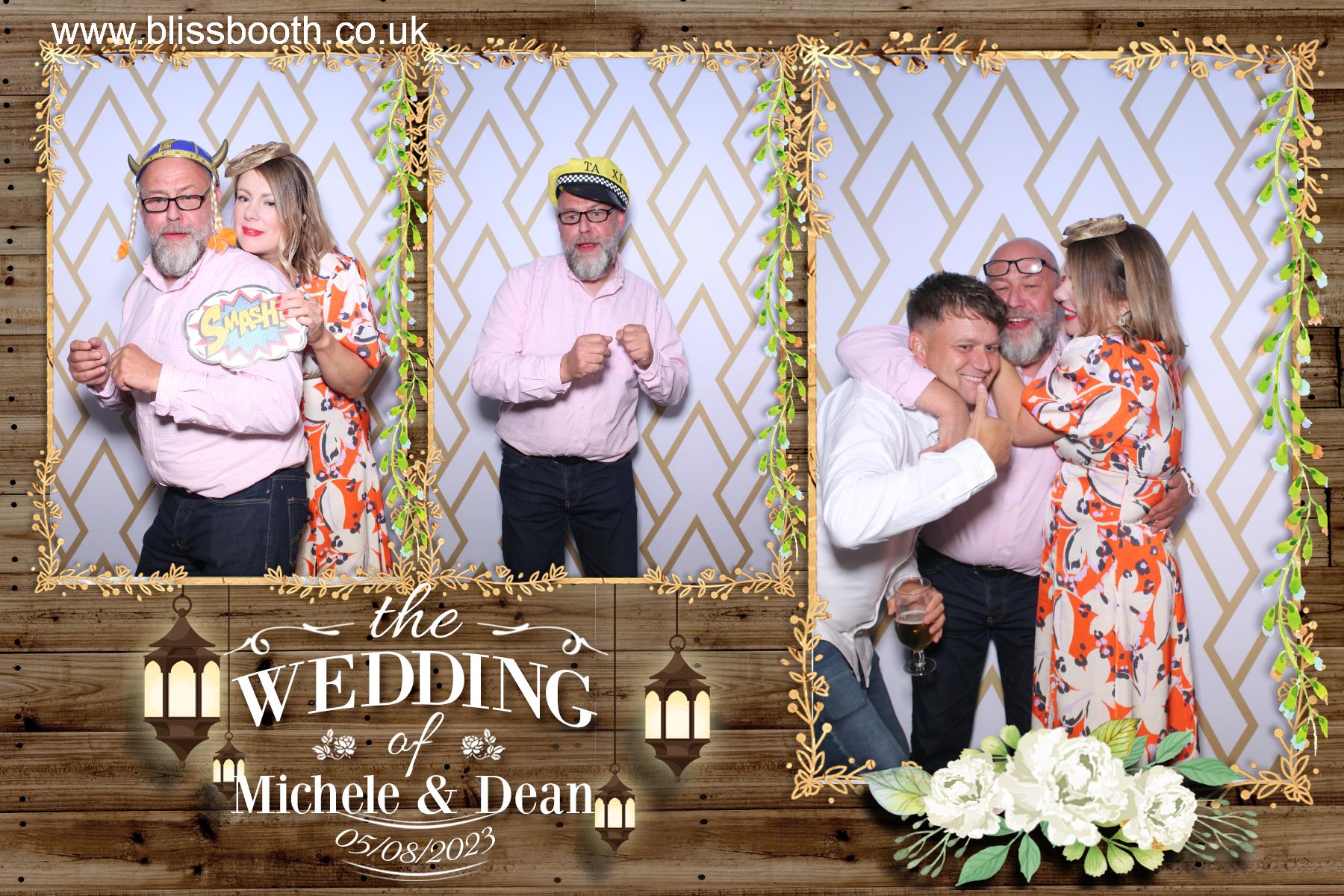 Michele and Dean | View more photos from the event at gallery.blissbooth.co.uk/u/BlissBooth/Michele-and-Dean