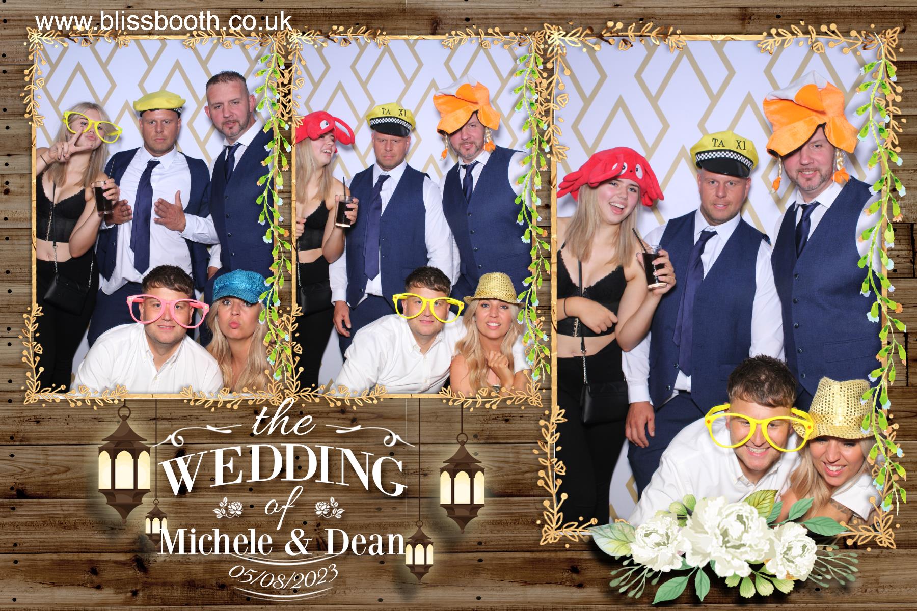 Michele and Dean | View more photos from the event at gallery.blissbooth.co.uk/u/BlissBooth/Michele-and-Dean