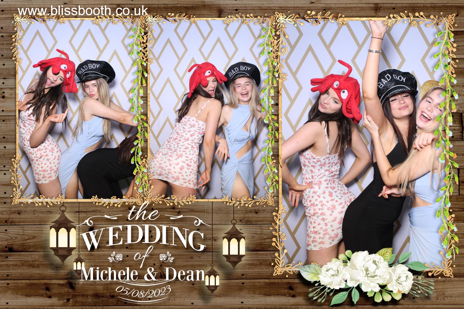 Michele and Dean | View more photos from the event at gallery.blissbooth.co.uk/u/BlissBooth/Michele-and-Dean