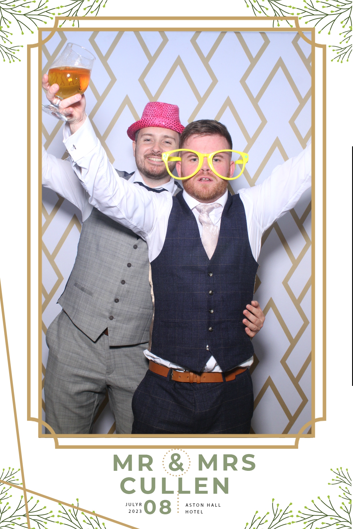 Mr and Mrs Cullen | View more photos from the event at gallery.blissbooth.co.uk/u/BlissBooth/Mr-and-Mrs-Cullen