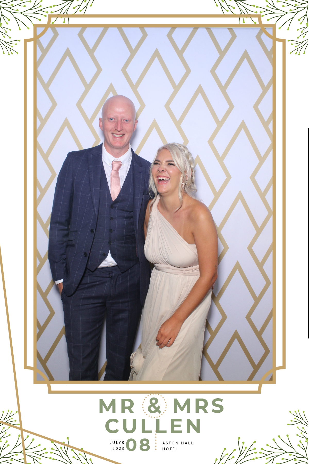 Mr and Mrs Cullen | View more photos from the event at gallery.blissbooth.co.uk/u/BlissBooth/Mr-and-Mrs-Cullen