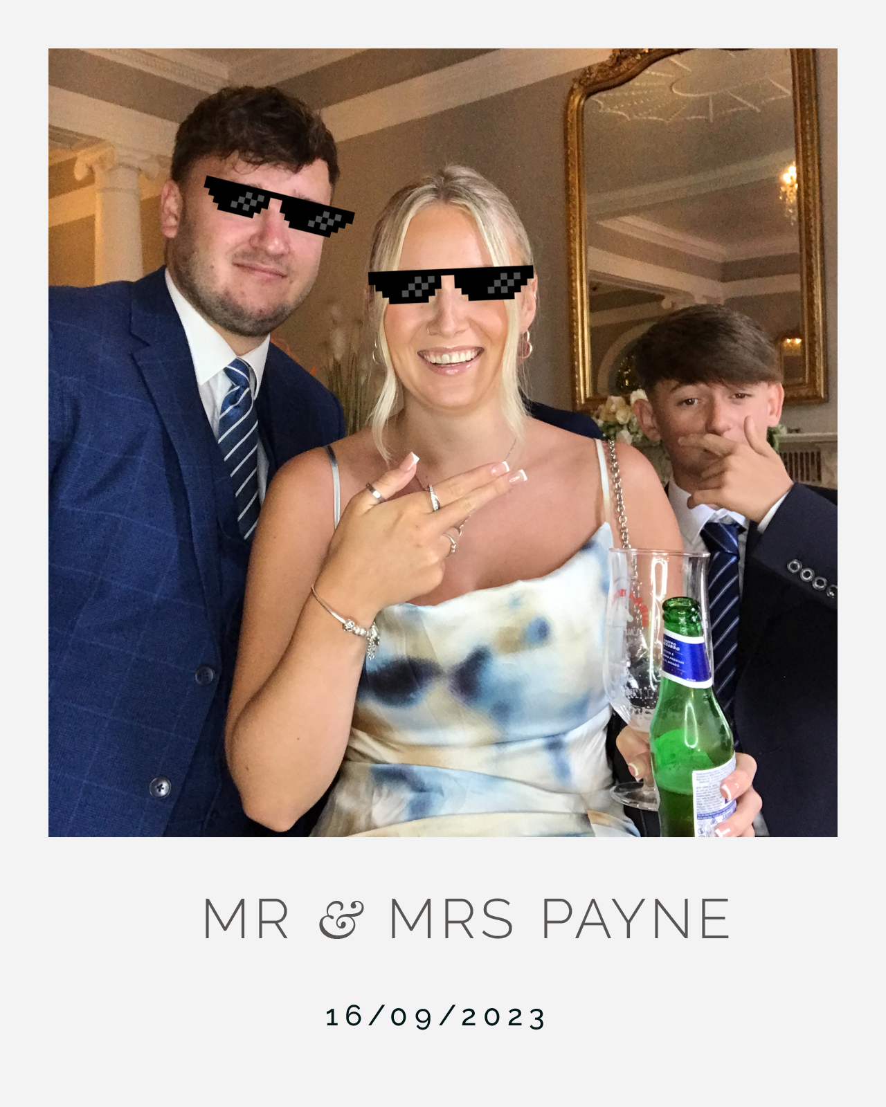 Mr and Mrs Payne | View more photos from the event at gallery.blissbooth.co.uk/u/BlissBooth/Mr-and-Mrs-Payne
