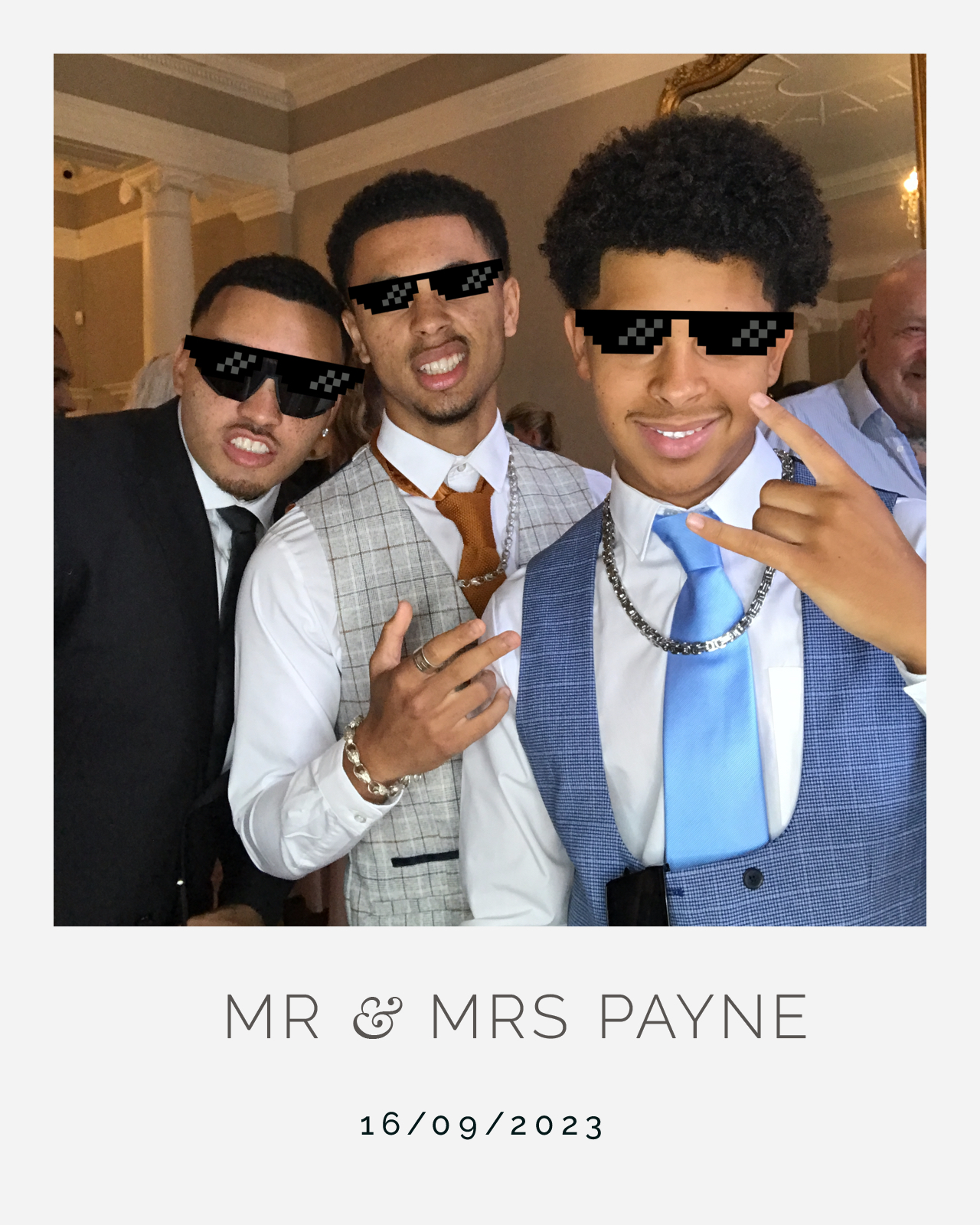 Mr and Mrs Payne | View more photos from the event at gallery.blissbooth.co.uk/u/BlissBooth/Mr-and-Mrs-Payne