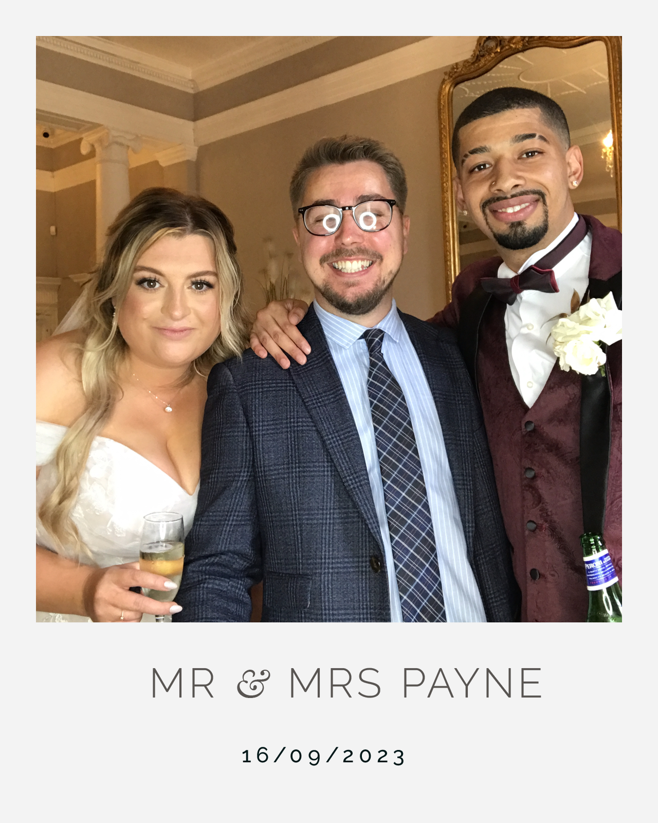 Mr and Mrs Payne | View more photos from the event at gallery.blissbooth.co.uk/u/BlissBooth/Mr-and-Mrs-Payne