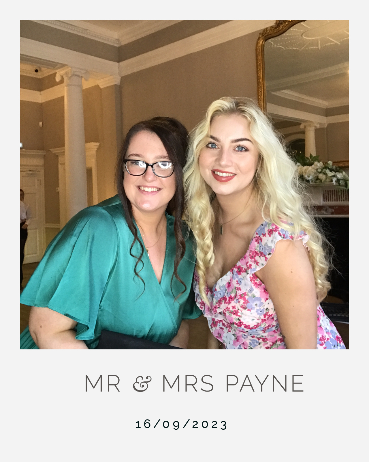 Mr and Mrs Payne | View more photos from the event at gallery.blissbooth.co.uk/u/BlissBooth/Mr-and-Mrs-Payne