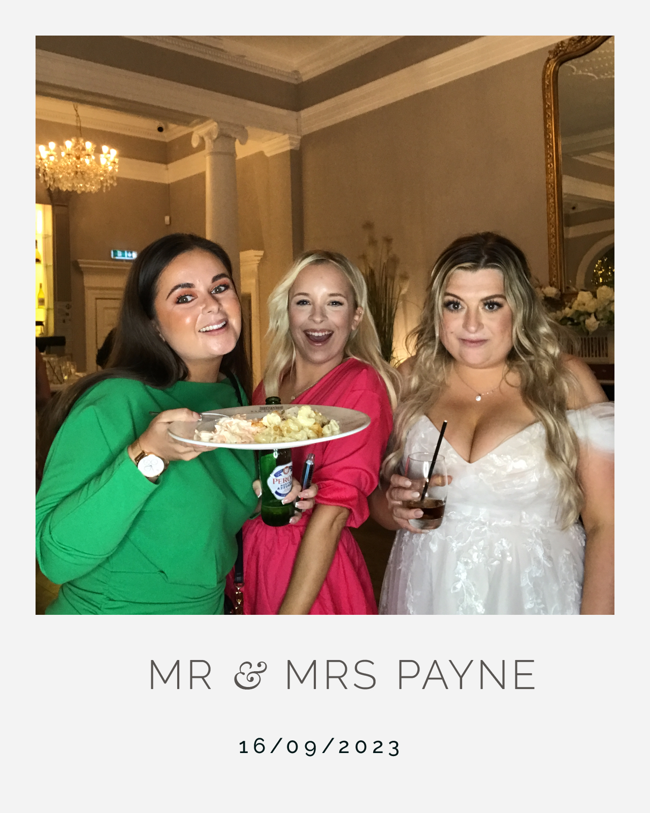 Mr and Mrs Payne | View more photos from the event at gallery.blissbooth.co.uk/u/BlissBooth/Mr-and-Mrs-Payne