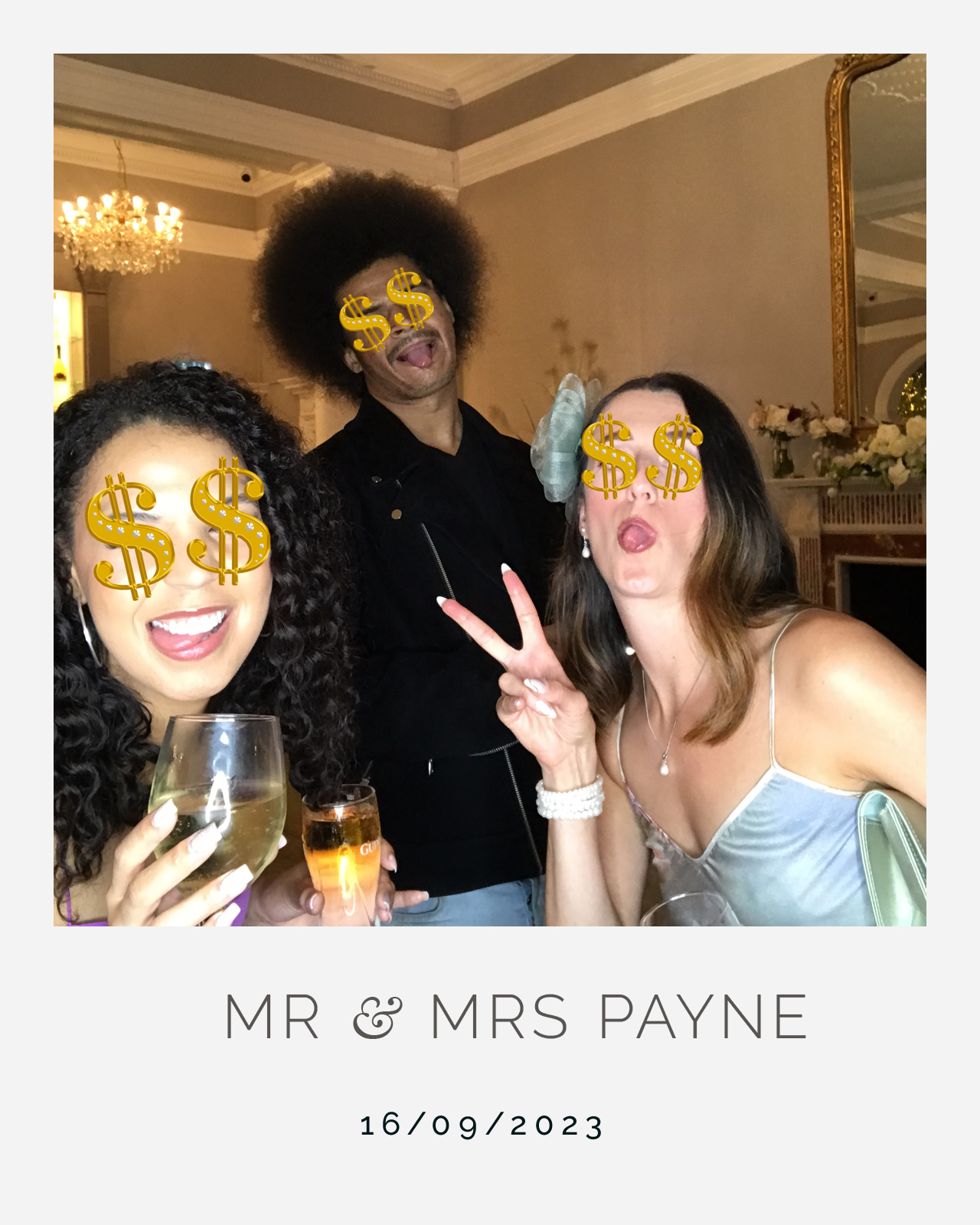 Mr and Mrs Payne | View more photos from the event at gallery.blissbooth.co.uk/u/BlissBooth/Mr-and-Mrs-Payne