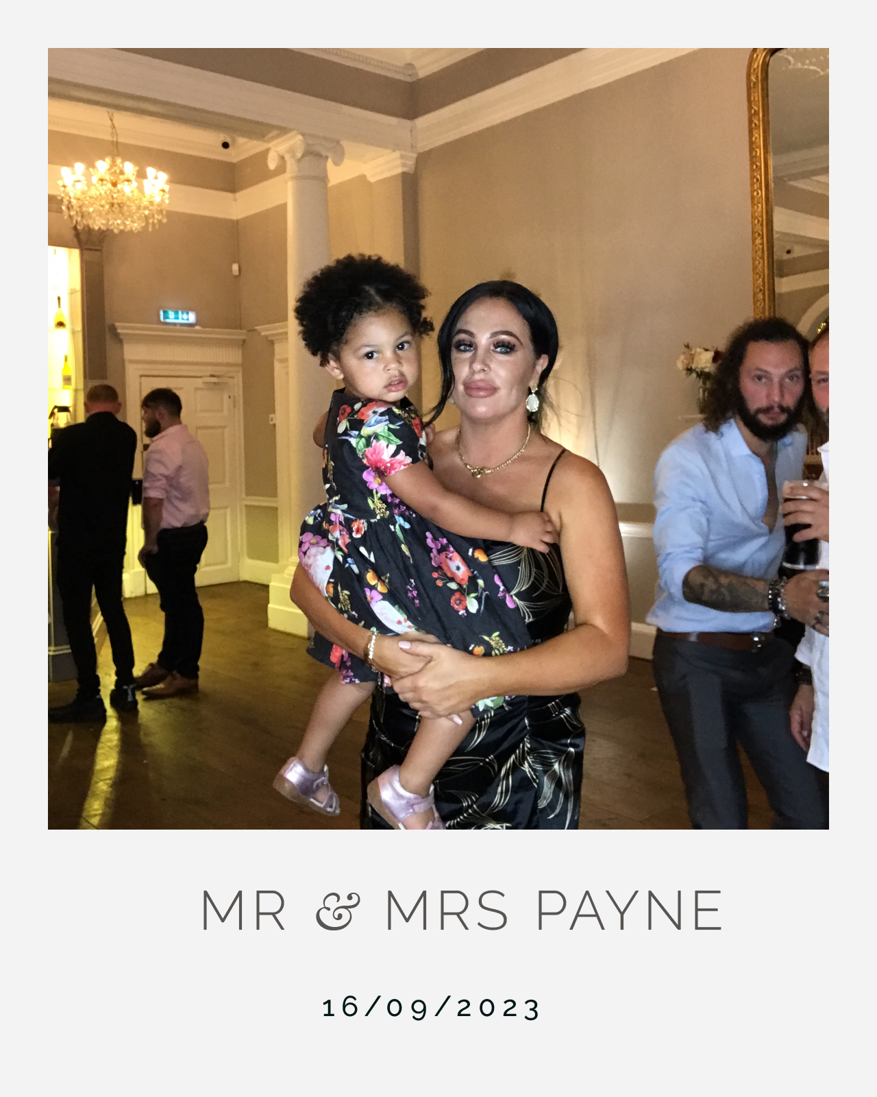 Mr and Mrs Payne | View more photos from the event at gallery.blissbooth.co.uk/u/BlissBooth/Mr-and-Mrs-Payne