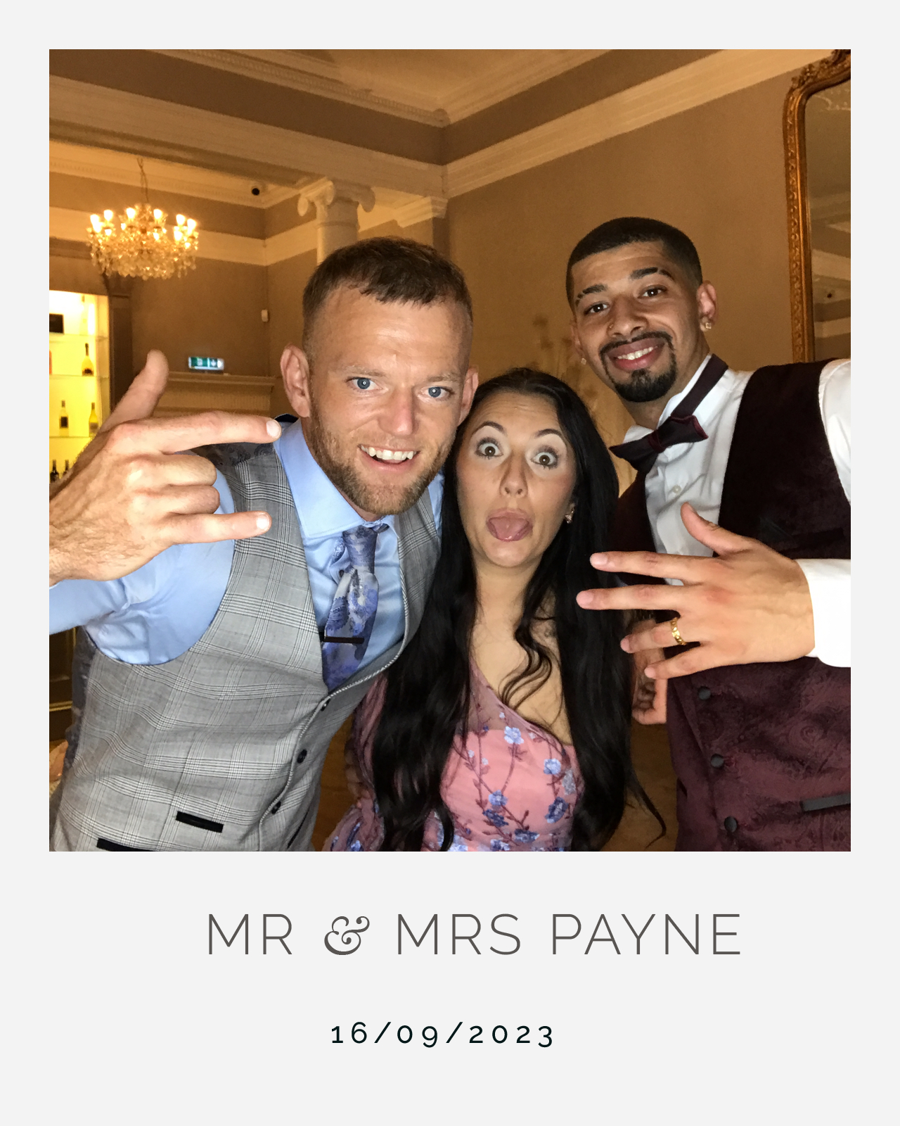 Mr and Mrs Payne | View more photos from the event at gallery.blissbooth.co.uk/u/BlissBooth/Mr-and-Mrs-Payne