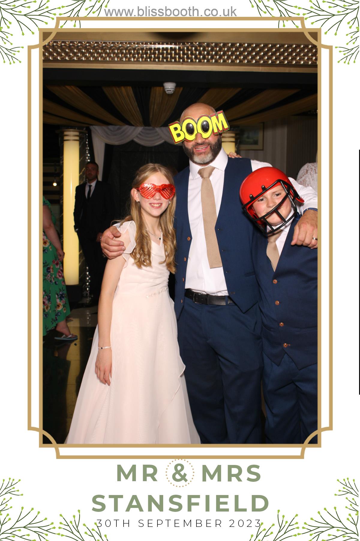 Mr and Mrs Stansfield | View more photos from the event at gallery.blissbooth.co.uk/u/BlissBooth/Mr-and-Mrs-Stansfield