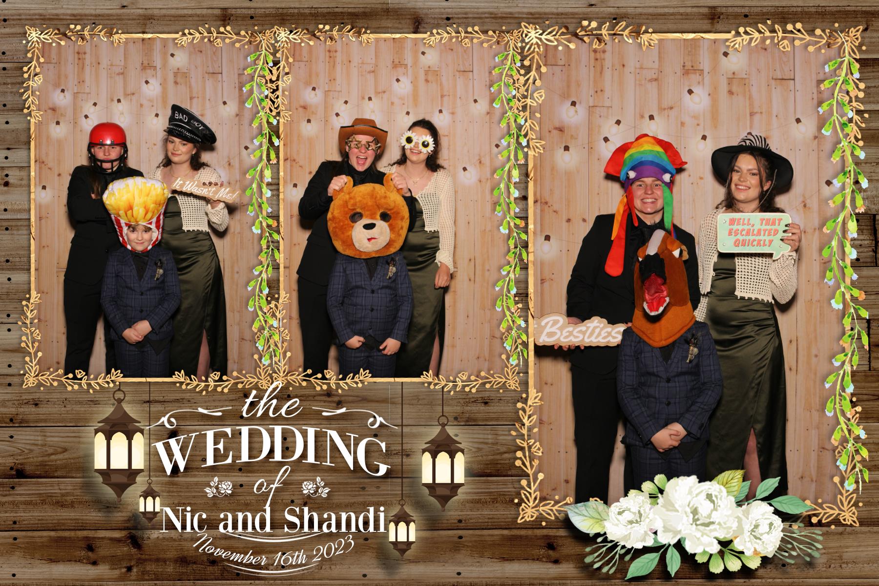 Nic and Shandi | View more photos from the event at gallery.blissbooth.co.uk/u/BlissBooth/Nic-and-Shandi