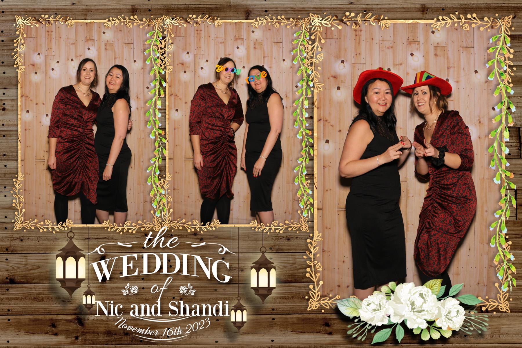 Nic and Shandi | View more photos from the event at gallery.blissbooth.co.uk/u/BlissBooth/Nic-and-Shandi