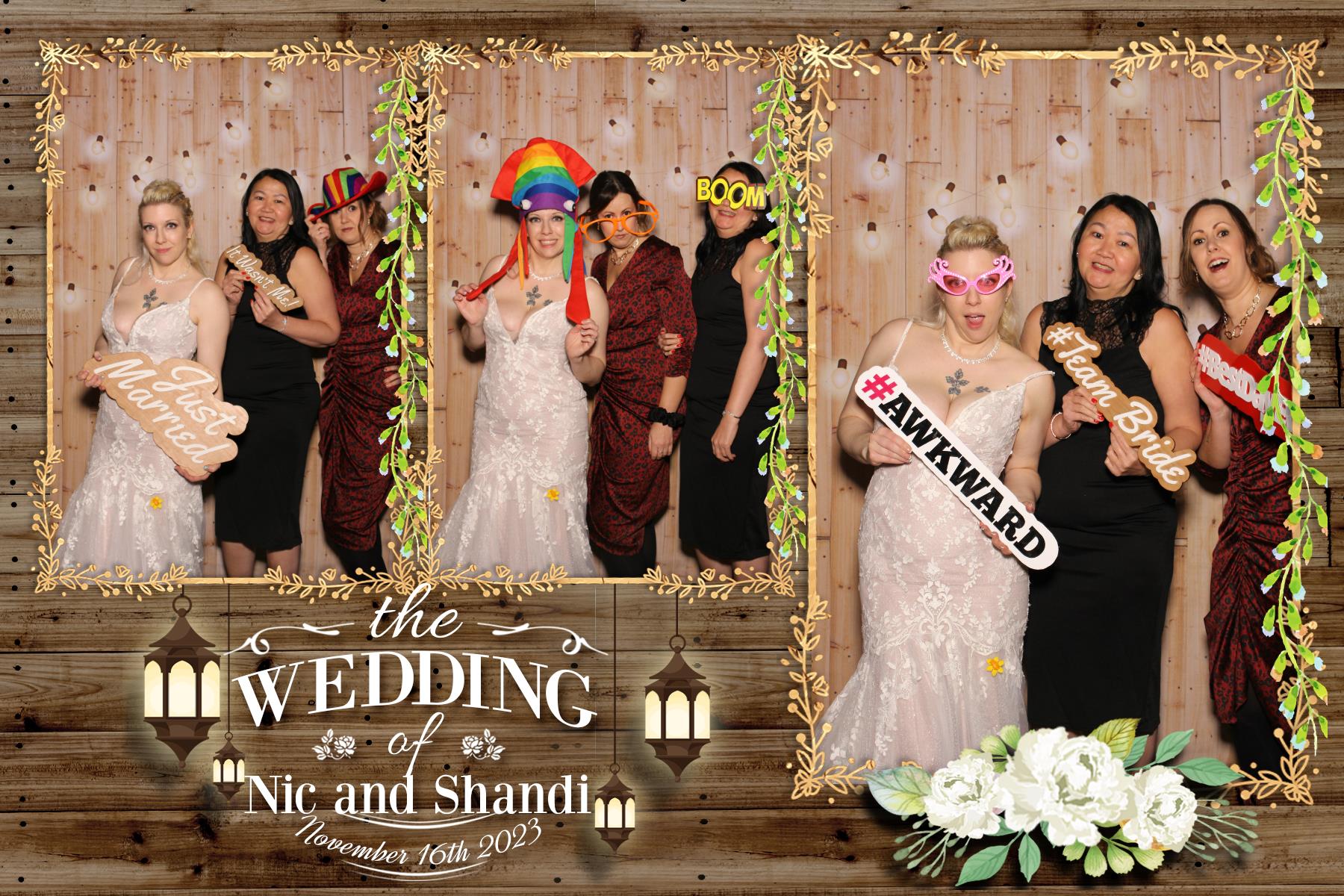 Nic and Shandi | View more photos from the event at gallery.blissbooth.co.uk/u/BlissBooth/Nic-and-Shandi