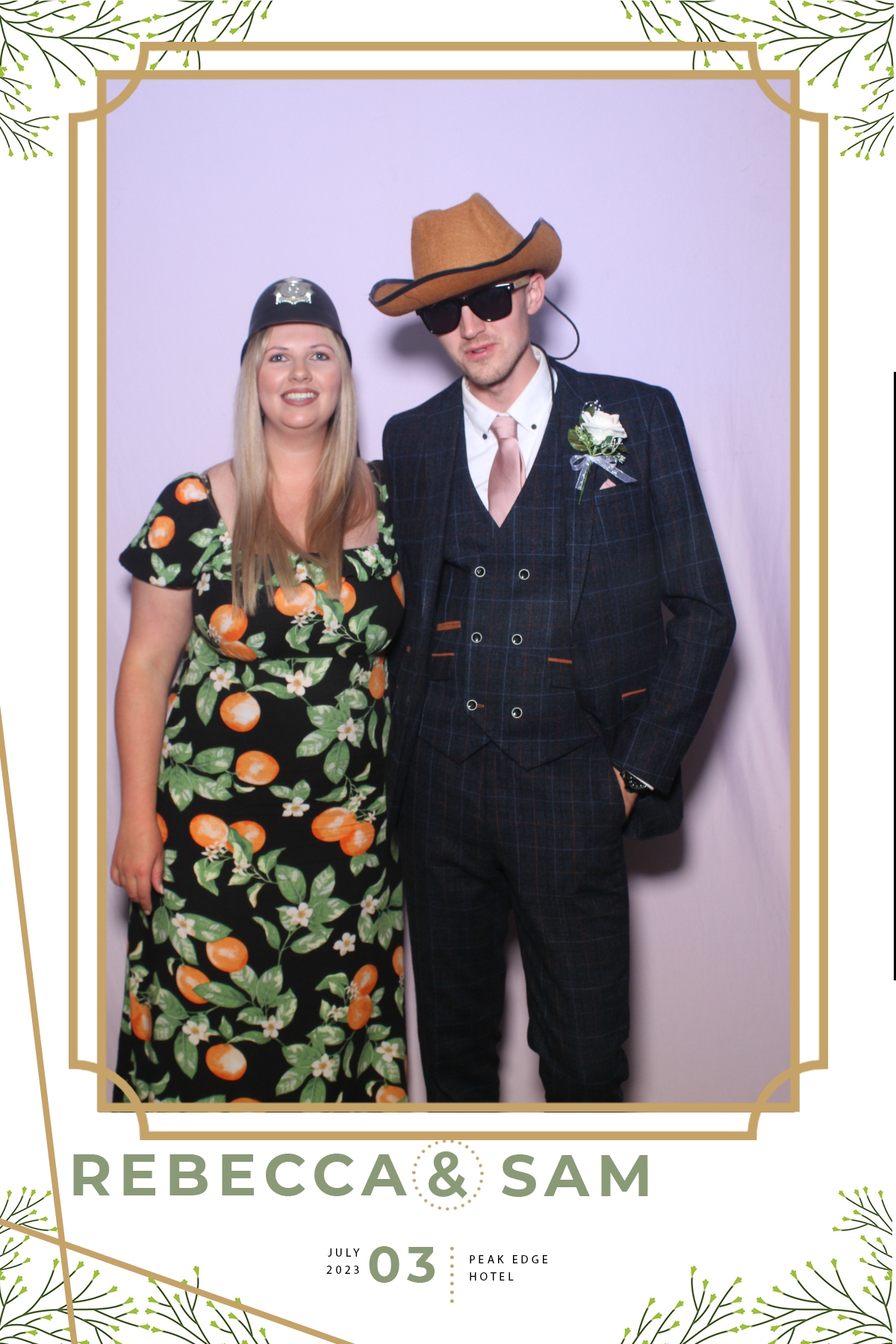 Rebecca and Sam | View more photos from the event at gallery.blissbooth.co.uk/u/BlissBooth/Rebecca-and-Sam