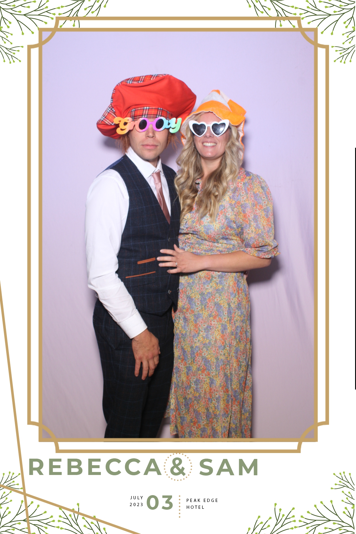 Rebecca and Sam | View more photos from the event at gallery.blissbooth.co.uk/u/BlissBooth/Rebecca-and-Sam