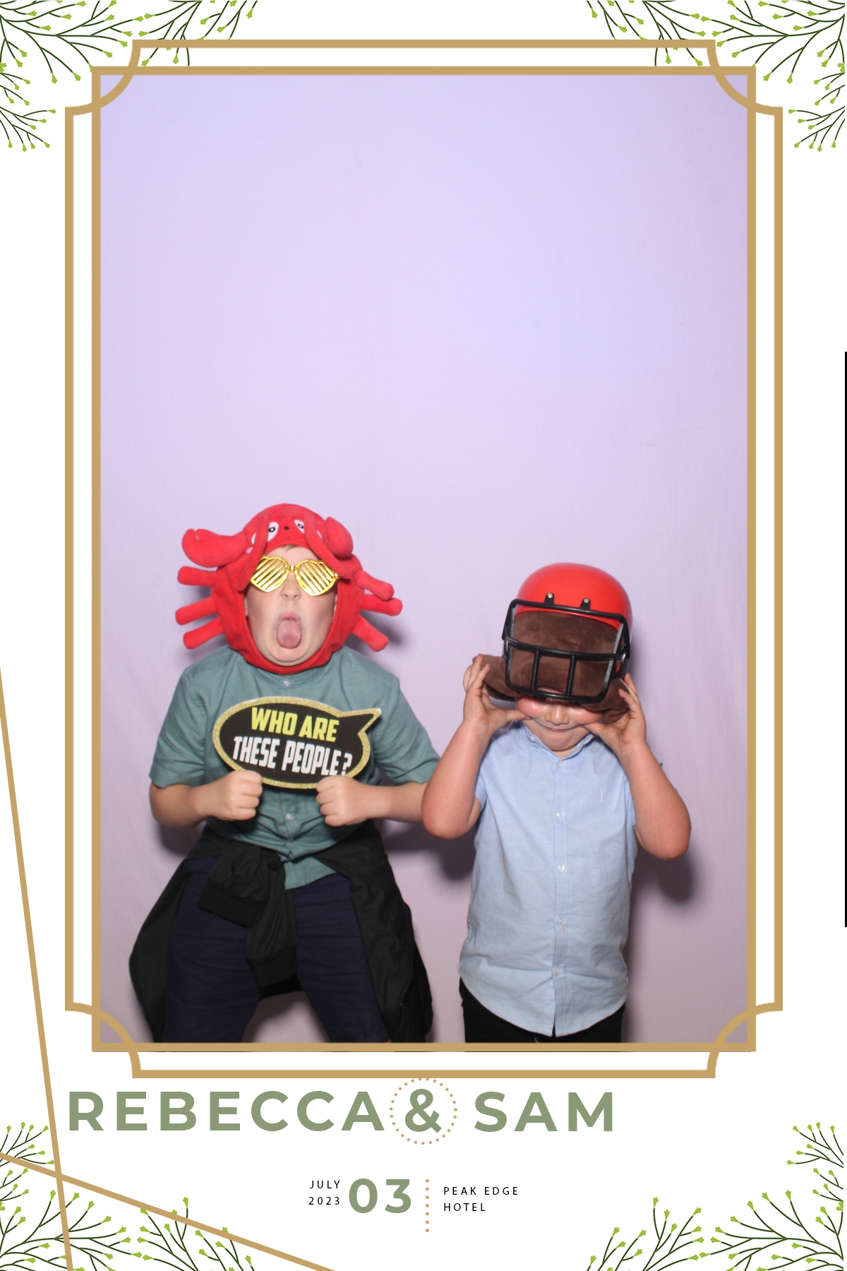 Rebecca and Sam | View more photos from the event at gallery.blissbooth.co.uk/u/BlissBooth/Rebecca-and-Sam