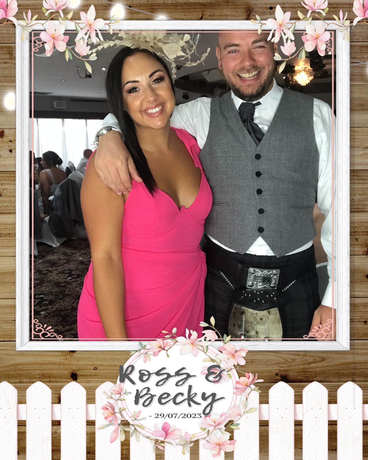Ross and Becky | View more photos from the event at gallery.blissbooth.co.uk/u/BlissBooth/Ross-and-Becky