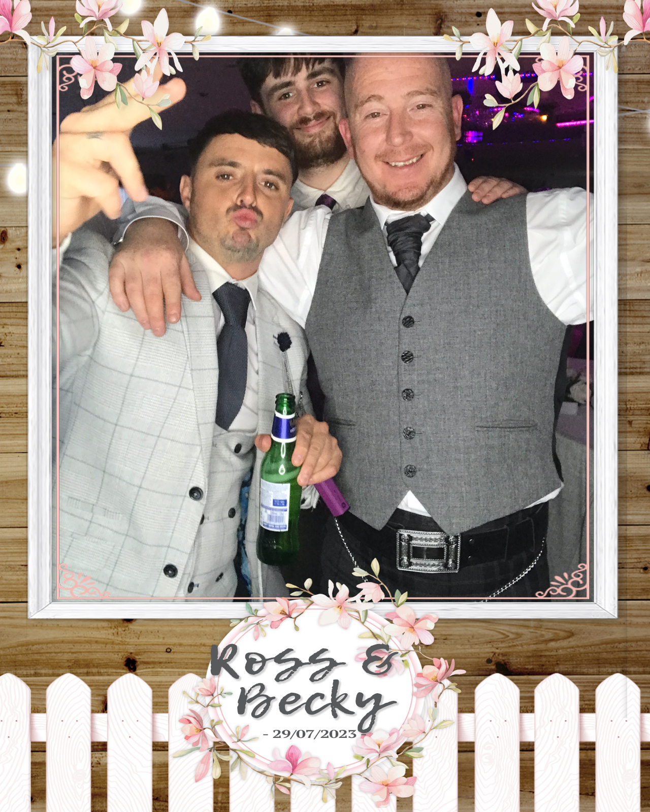 Ross and Becky | View more photos from the event at gallery.blissbooth.co.uk/u/BlissBooth/Ross-and-Becky
