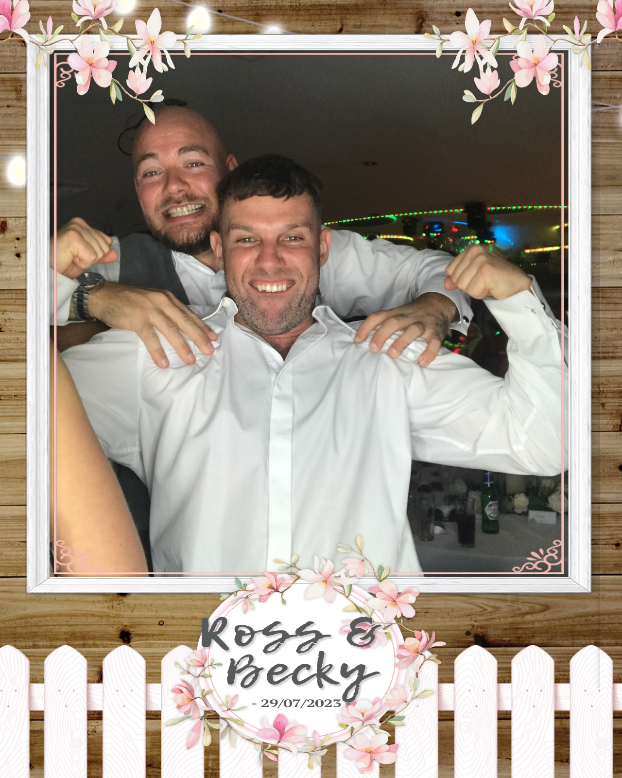 Ross and Becky | View more photos from the event at gallery.blissbooth.co.uk/u/BlissBooth/Ross-and-Becky