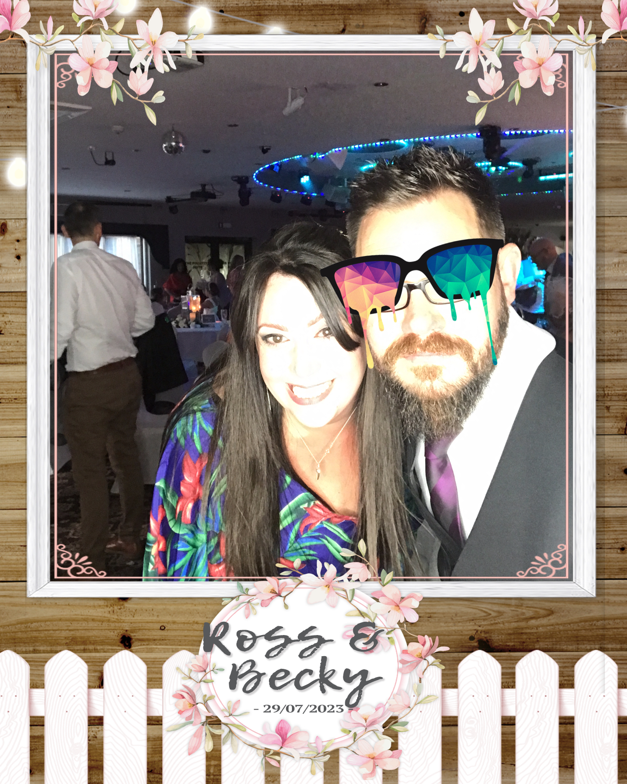 Ross and Becky | View more photos from the event at gallery.blissbooth.co.uk/u/BlissBooth/Ross-and-Becky