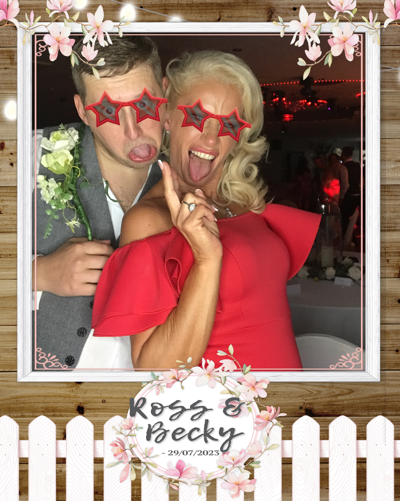 Ross and Becky | View more photos from the event at gallery.blissbooth.co.uk/u/BlissBooth/Ross-and-Becky