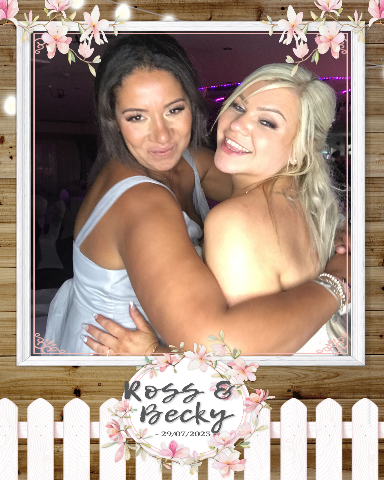 Ross and Becky | View more photos from the event at gallery.blissbooth.co.uk/u/BlissBooth/Ross-and-Becky